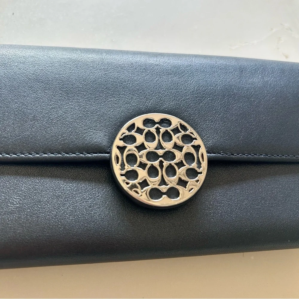 Vintage Y2K Coach Alexandra Leather Slim Envelope Wallet Silver Logo Navy Blue